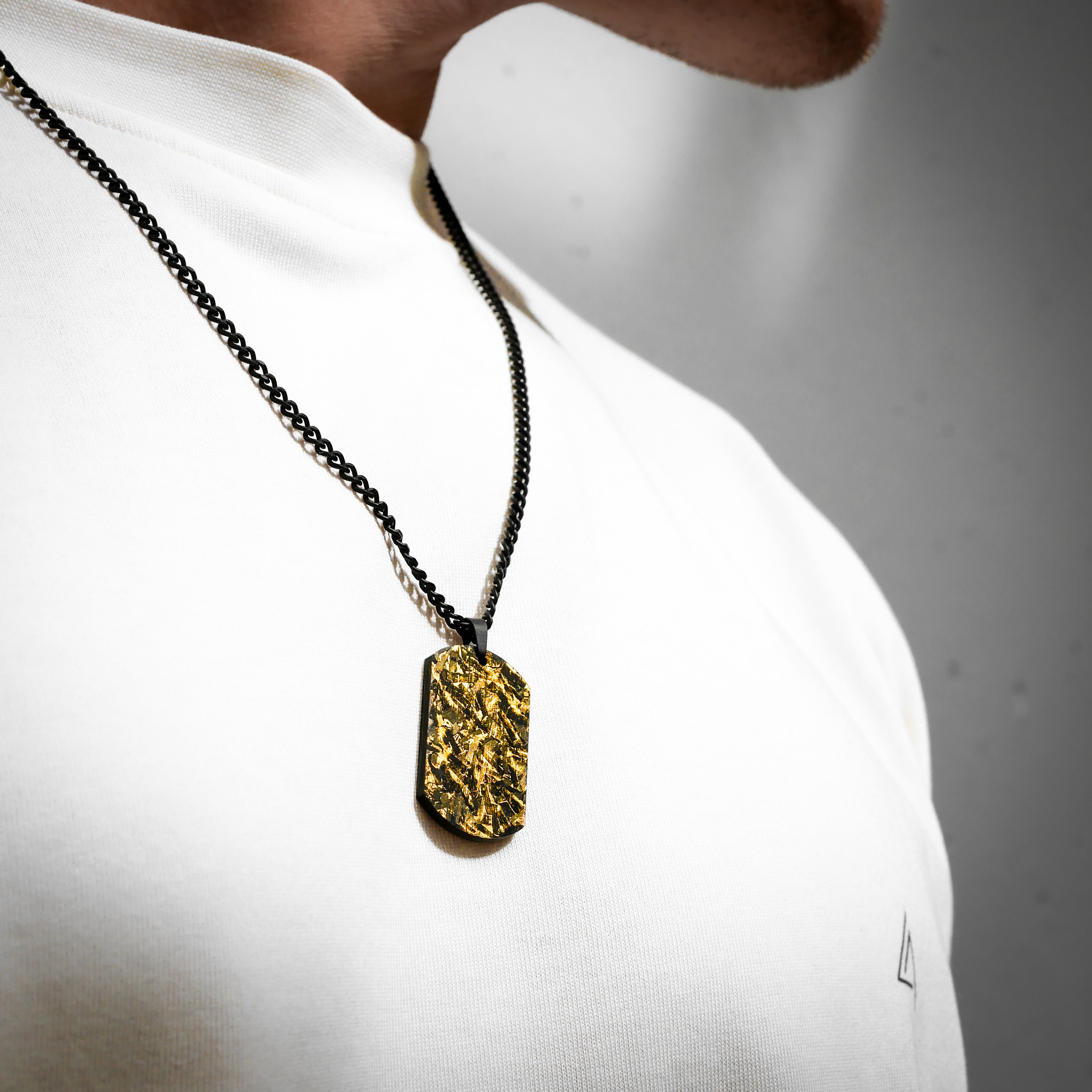 GOLD DOGTAG CHAIN