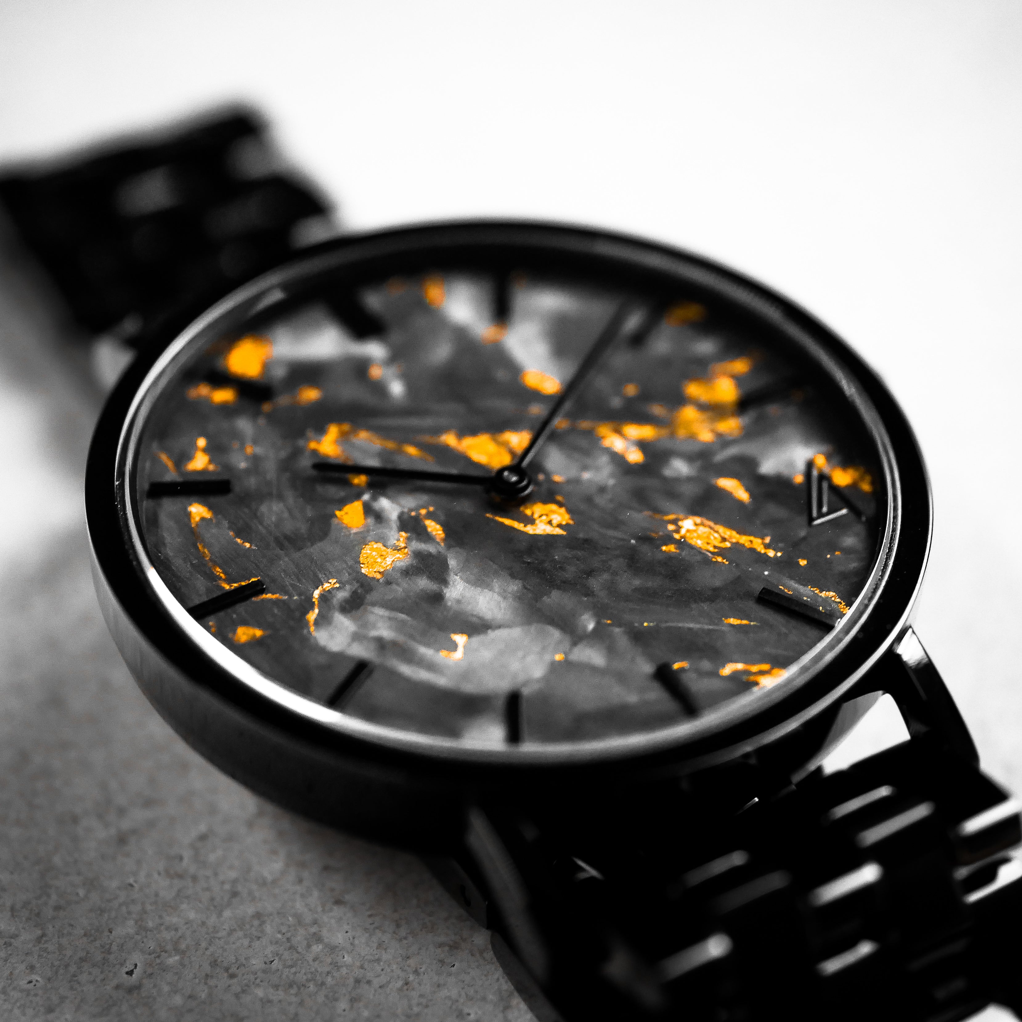 WATCH NO.1 - BLACK STEEL